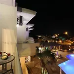 Vibes Hotel