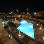 Vibes Hotel 3*